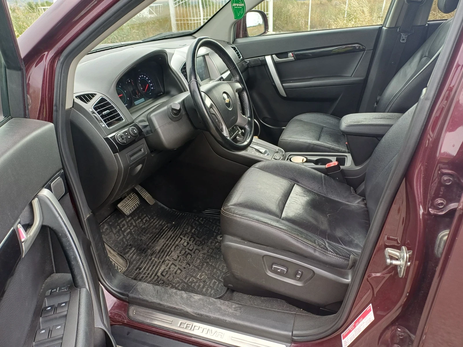 Chevrolet Captiva 2.2 184к.с 4?4 автомат, снимка 11 - Автомобили и джипове - 55379518