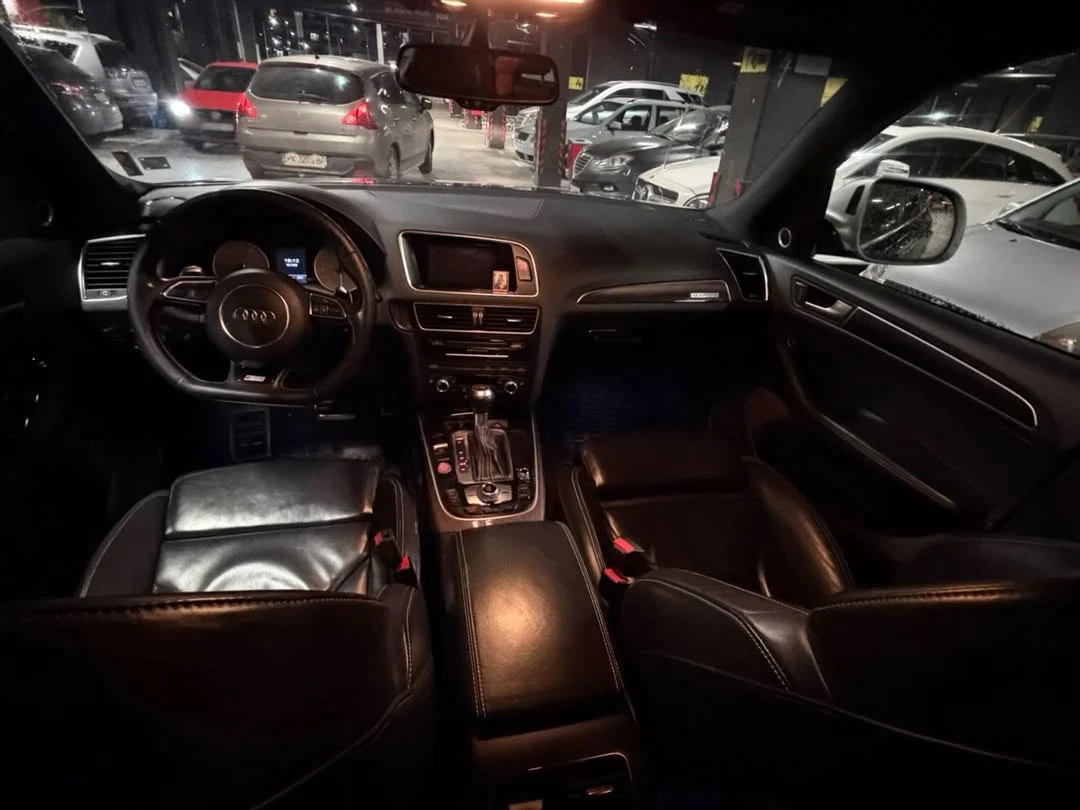 Audi SQ5, снимка 11 - Автомобили и джипове - 55852600