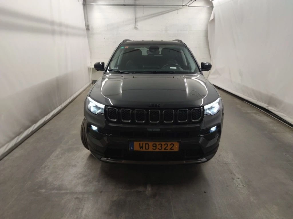 Jeep Compass 1.3 Turbo 4x4 Leather Navi, снимка 2 - Автомобили и джипове - 56207530