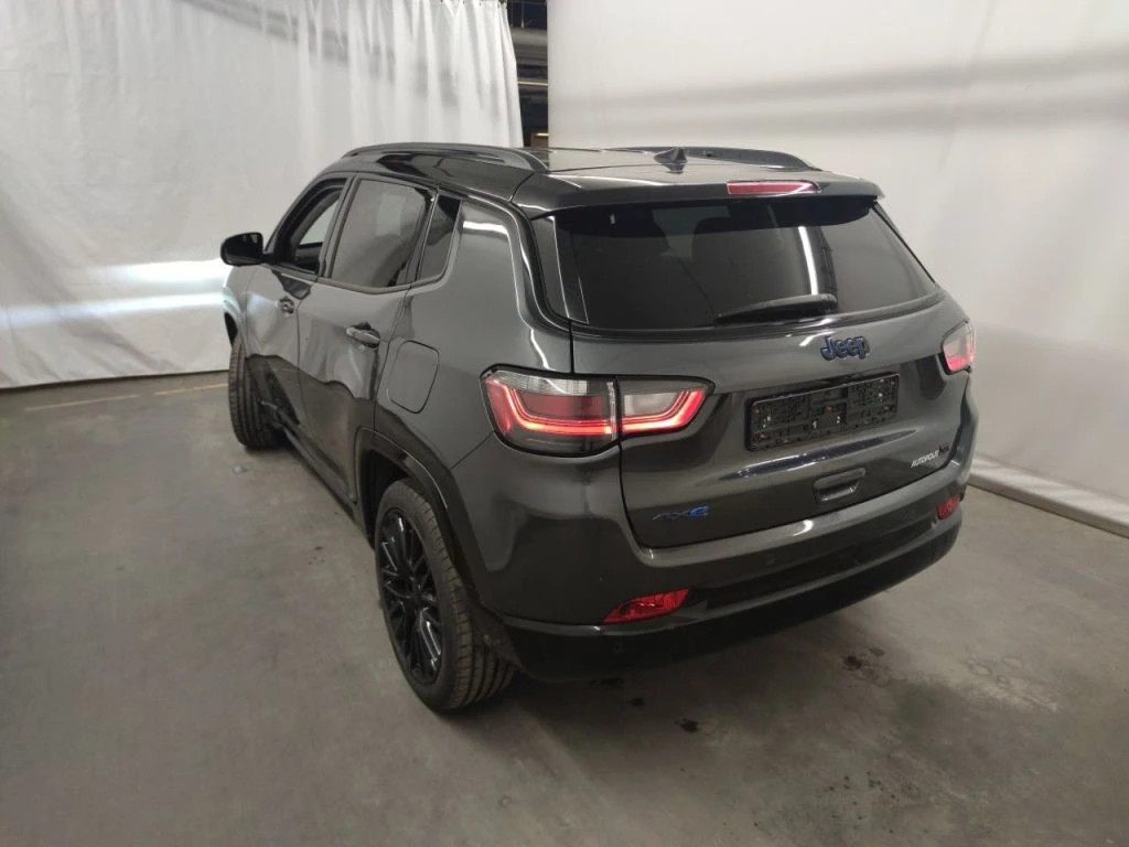 Jeep Compass 1.3 Turbo 4x4 Leather Navi, снимка 4 - Автомобили и джипове - 56207530
