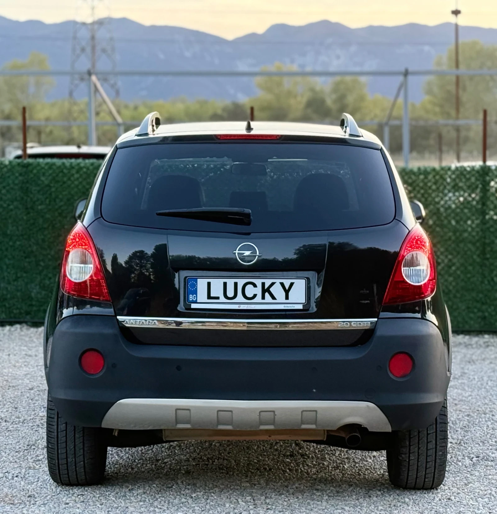 Opel Antara 2.0TDCi 4x4//ИТАЛИЯ, снимка 6 - Автомобили и джипове - 56217302