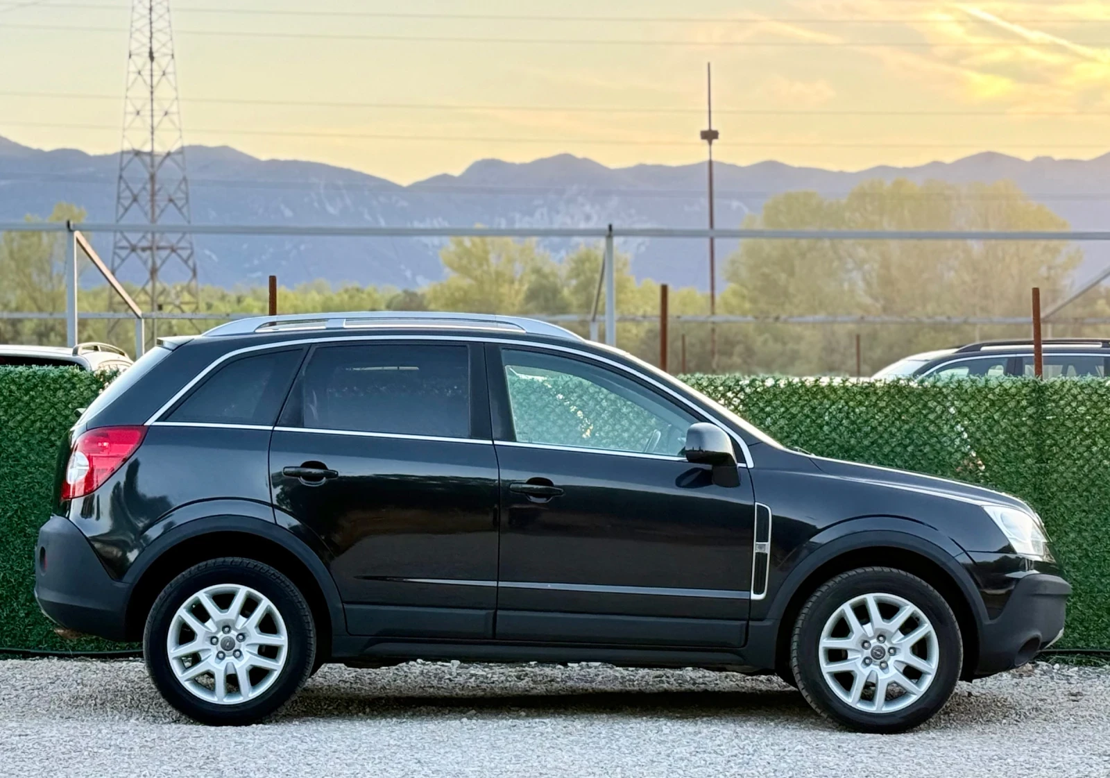 Opel Antara 2.0TDCi 4x4//ИТАЛИЯ, снимка 8 - Автомобили и джипове - 56217302