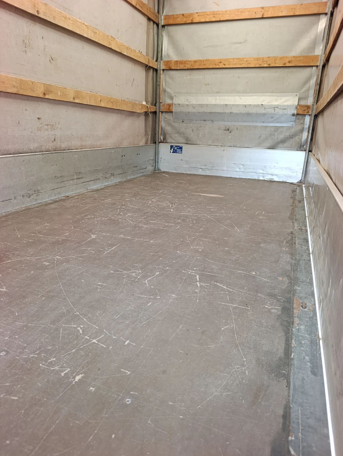 VW Crafter 2.0TDI  - изображение 10