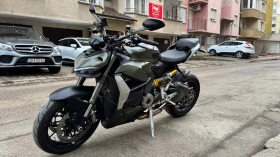 Ducati Streetfighter V2, снимка 6