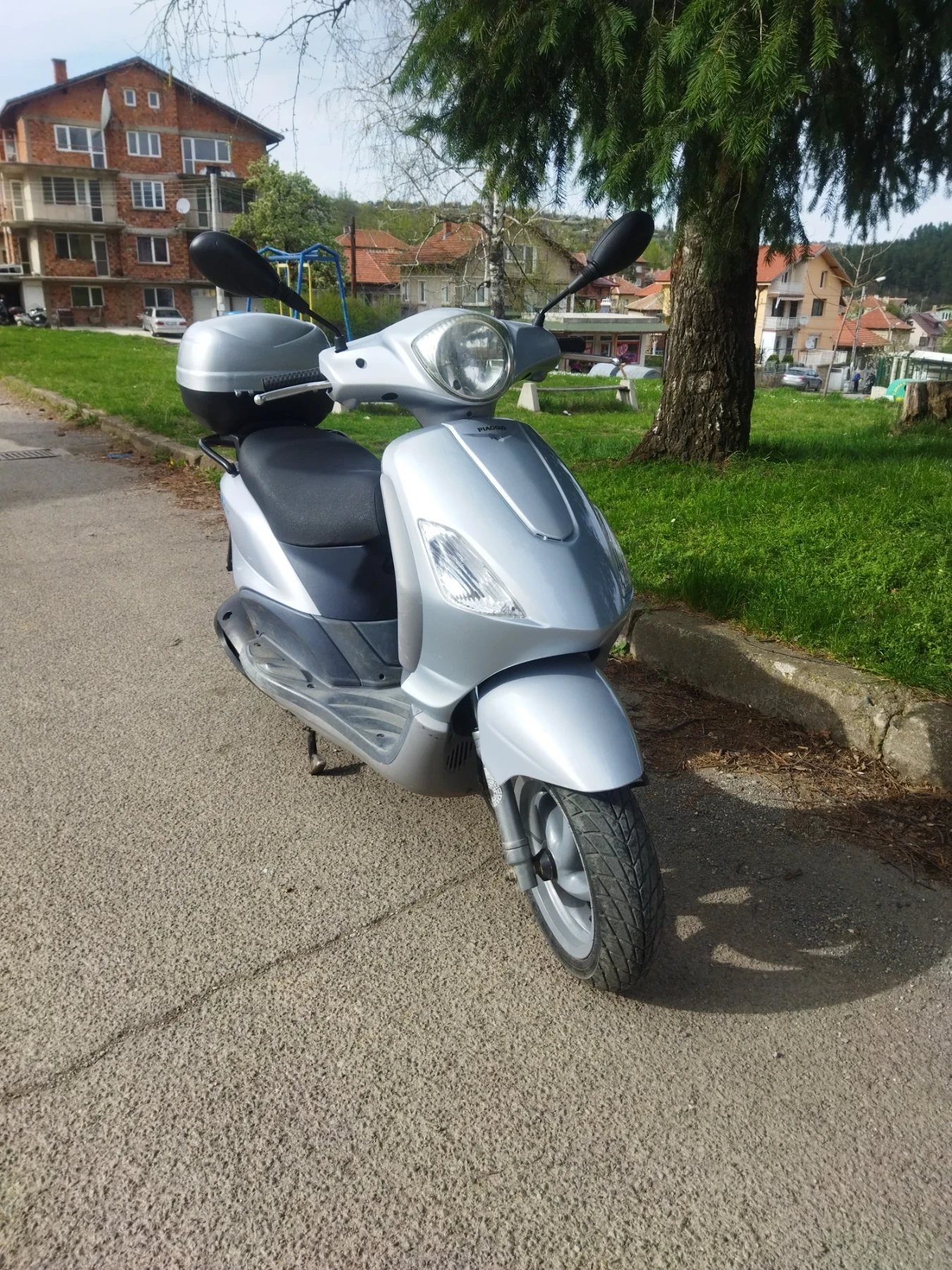 Piaggio Fly 125 4t - изображение 2