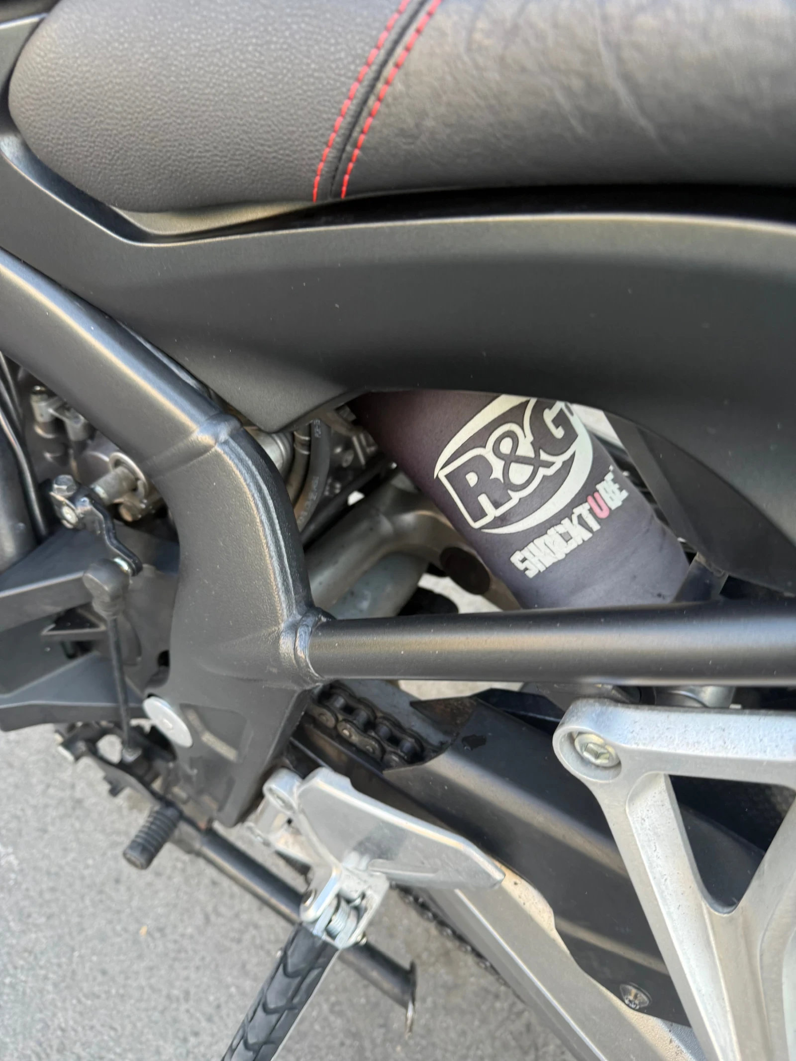 Honda Cbf Honda CB650F 2014 A2 - изображение 10