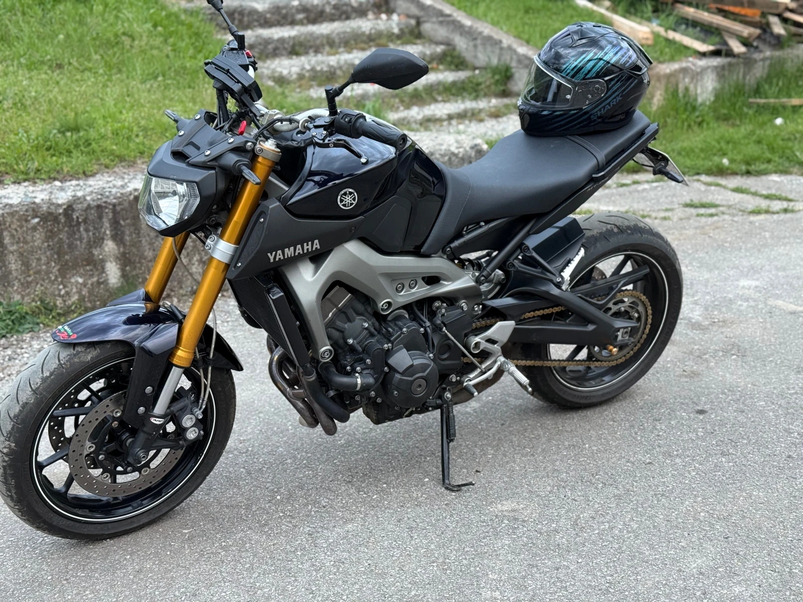 Yamaha Mt-09 900 - изображение 2