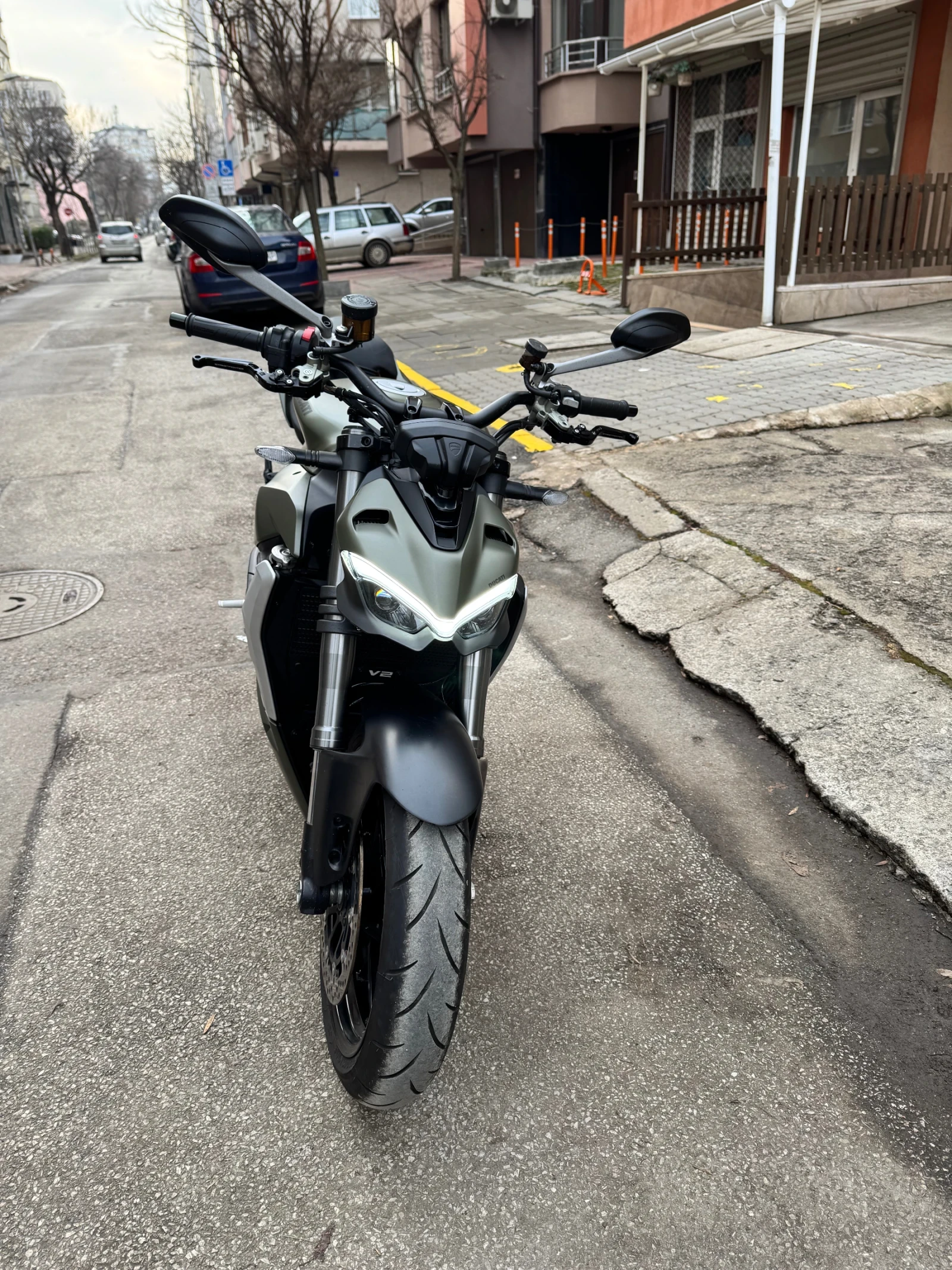 Ducati Streetfighter V2 - изображение 7