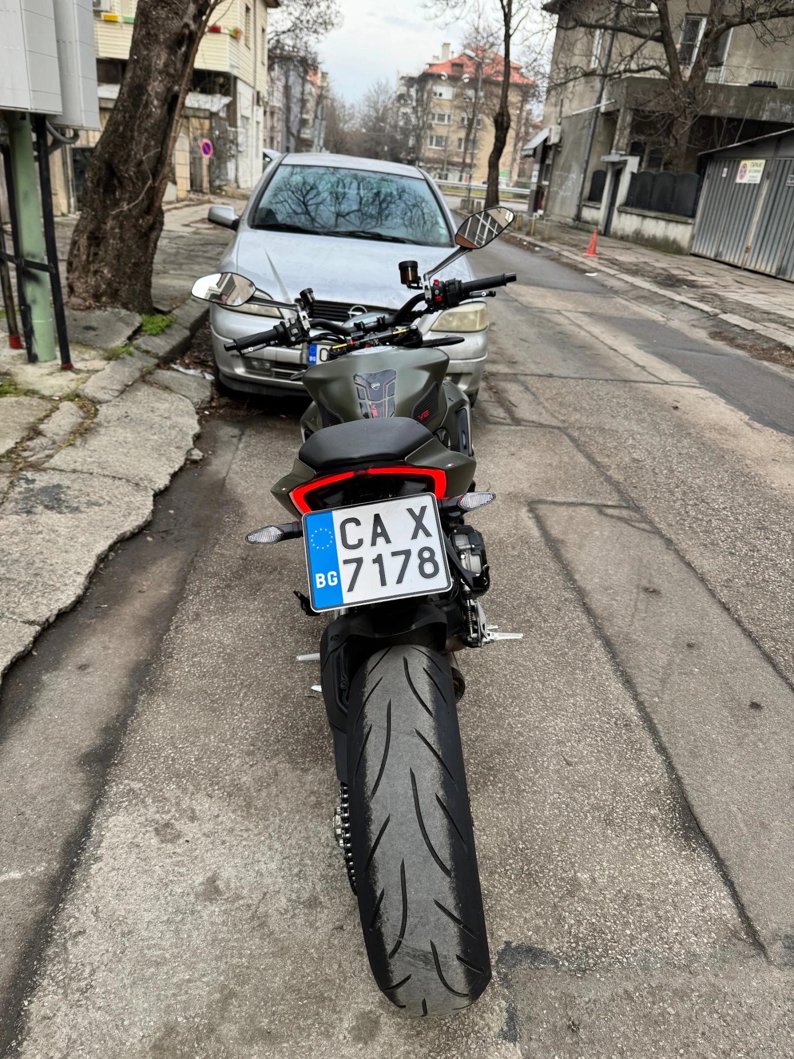 Ducati Streetfighter V2 - изображение 8