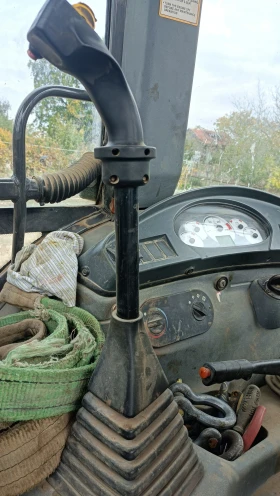 Обява за продажба на Багер New Holland B100 BLR ~48 700 лв. - изображение 11 | Auto.bg Обява за продажба на Багер New Holland B100 BLR ~48 700 лв. - изображение 11