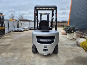 Мотокар Nissan 2.5 тона / АВТОМАТ / ГАЗ+ БЕНЗИН / ПЕРФЕКТЕН !, снимка 4