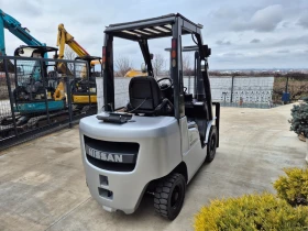 Мотокар Nissan 2.5 тона / АВТОМАТ / ГАЗ+ БЕНЗИН / ПЕРФЕКТЕН !, снимка 5