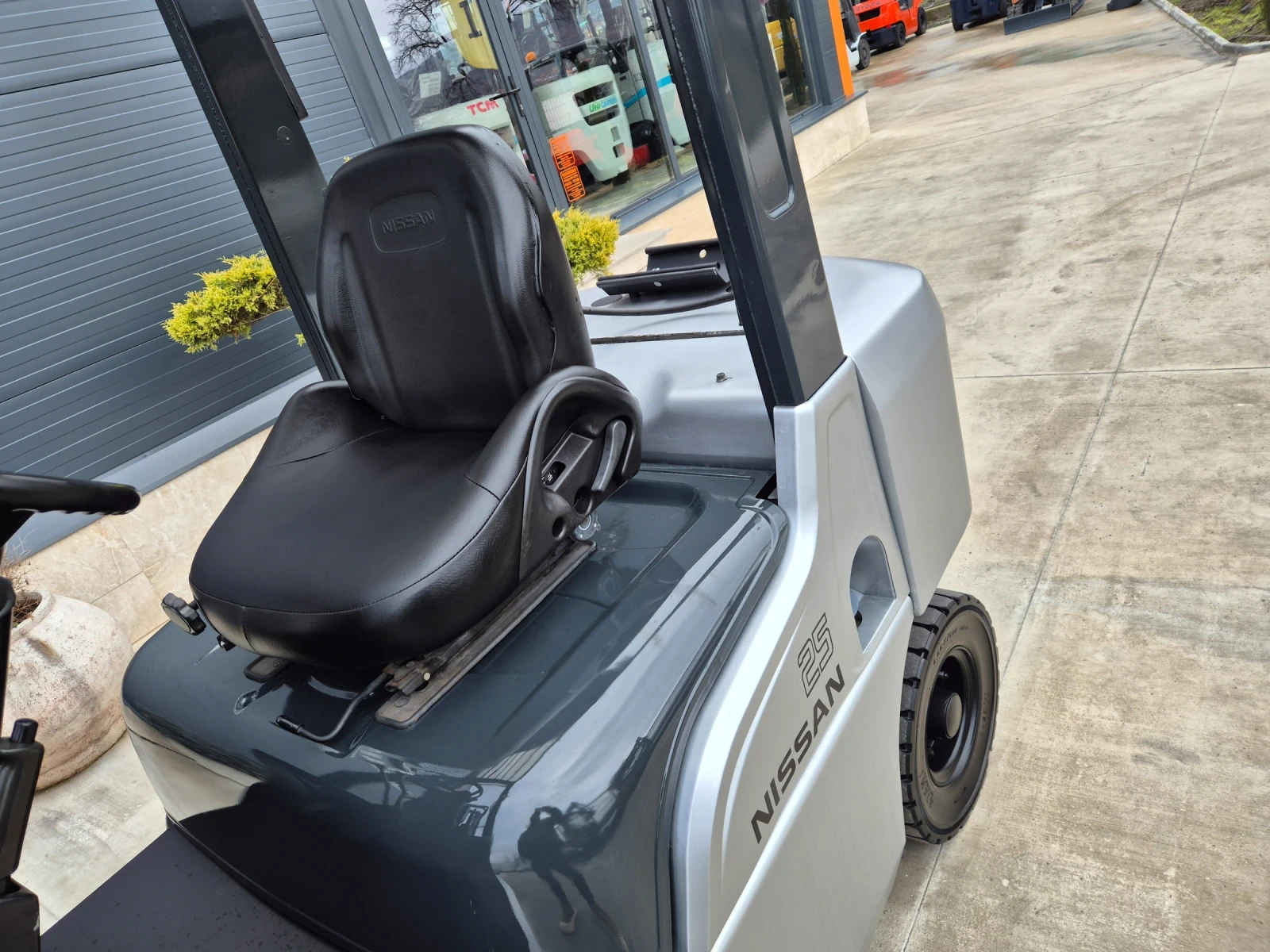 ������� Nissan 2.5 ���� / ������� / ���+ ������ / ��������� ! | Mobile.bg � ����������� 9