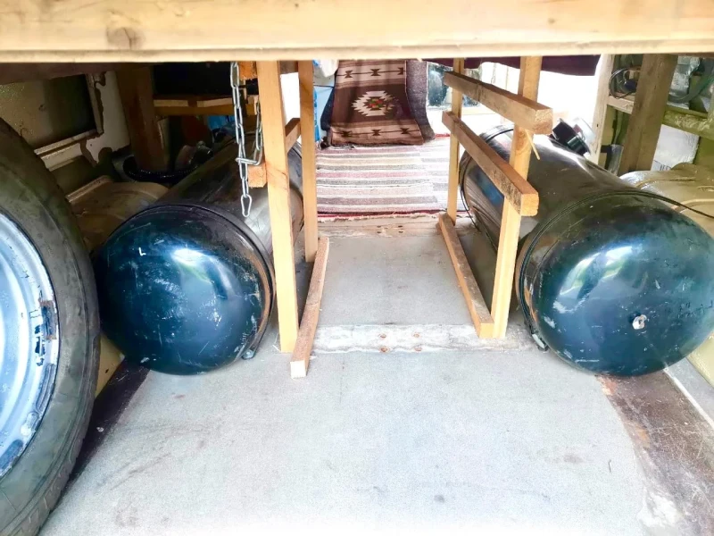 Кемпер Mercedes-Benz 310, снимка 7 - Каравани и кемпери - 51879182