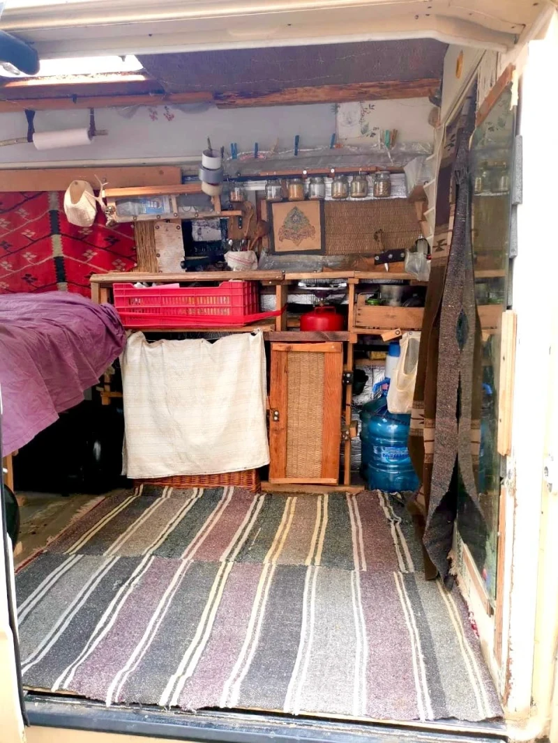 Кемпер Mercedes-Benz 310, снимка 6 - Каравани и кемпери - 51879182