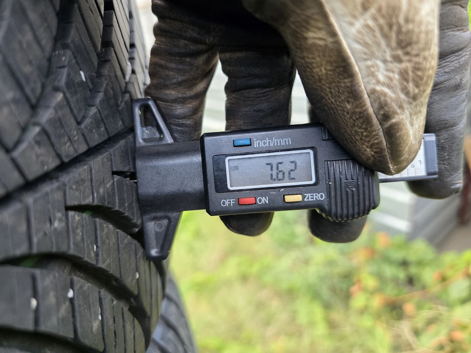 Гуми Всесезонни 215/45R16, снимка 5 - Гуми и джанти - 56664349