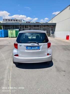Toyota Verso S 1.33 VTI Swiss Aut , снимка 5