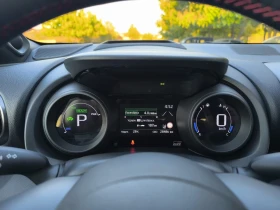 Toyota Yaris 1.5 Hibrid GR ПАКЕТ | Auto.bg — изображение 9