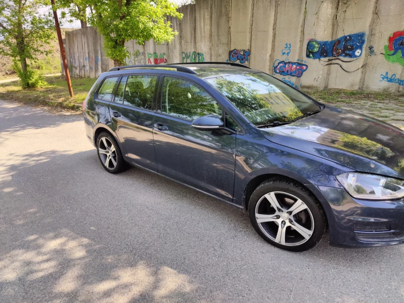 VW Golf 1.6d, снимка 1 - Автомобили и джипове - 40639302