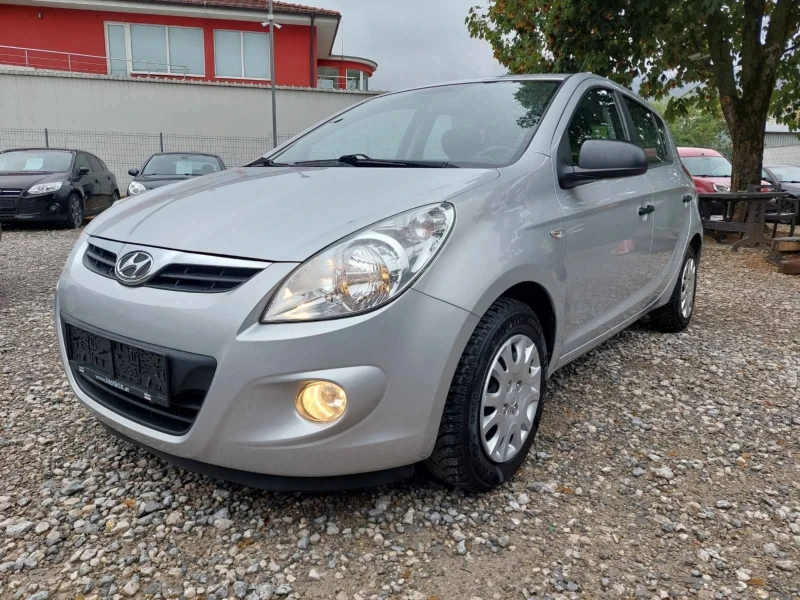 Hyundai I20 1.3i KLIMA , снимка 1 - Автомобили и джипове - 46852745