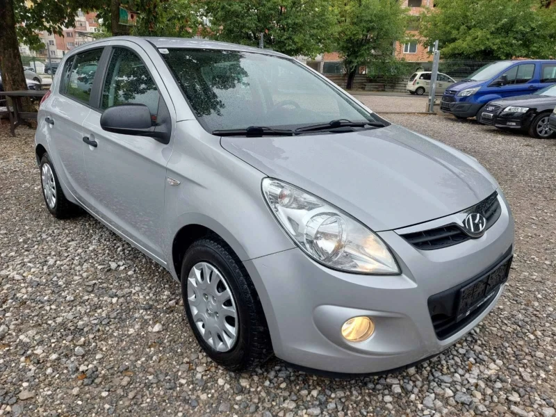 Hyundai I20 1.3i KLIMA , снимка 5 - Автомобили и джипове - 46852745