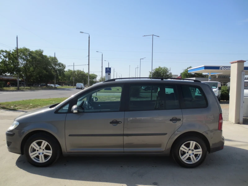 VW Touran 1.6 i * ГАЗ* , снимка 8 - Автомобили и джипове - 47745262