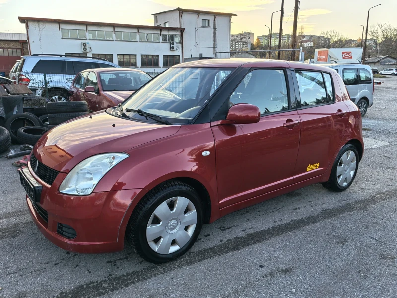 Suzuki Swift 1.3i КЛИМАТИК, снимка 1 - Автомобили и джипове - 47838717