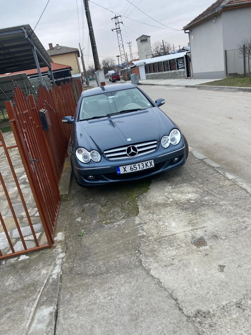 Mercedes-Benz CLK 220, снимка 5 - Автомобили и джипове - 48721908