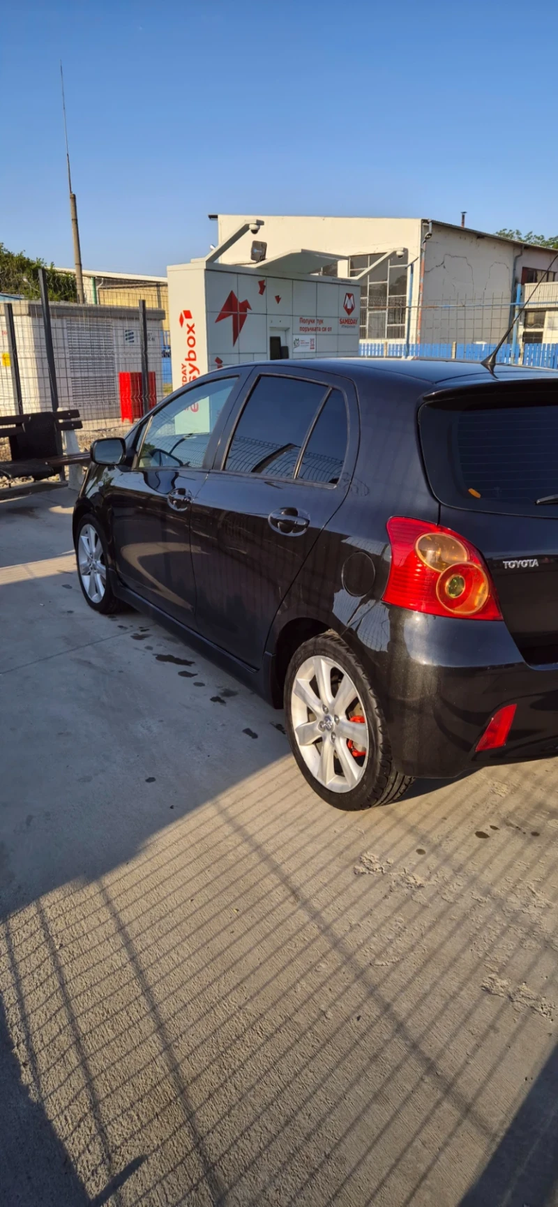 Toyota Yaris 1.8 TS, снимка 7 - Автомобили и джипове - 52858556