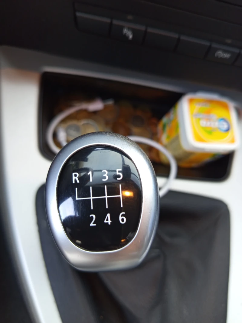 BMW 316 E91 Facelift , снимка 5 - Автомобили и джипове - 52292997