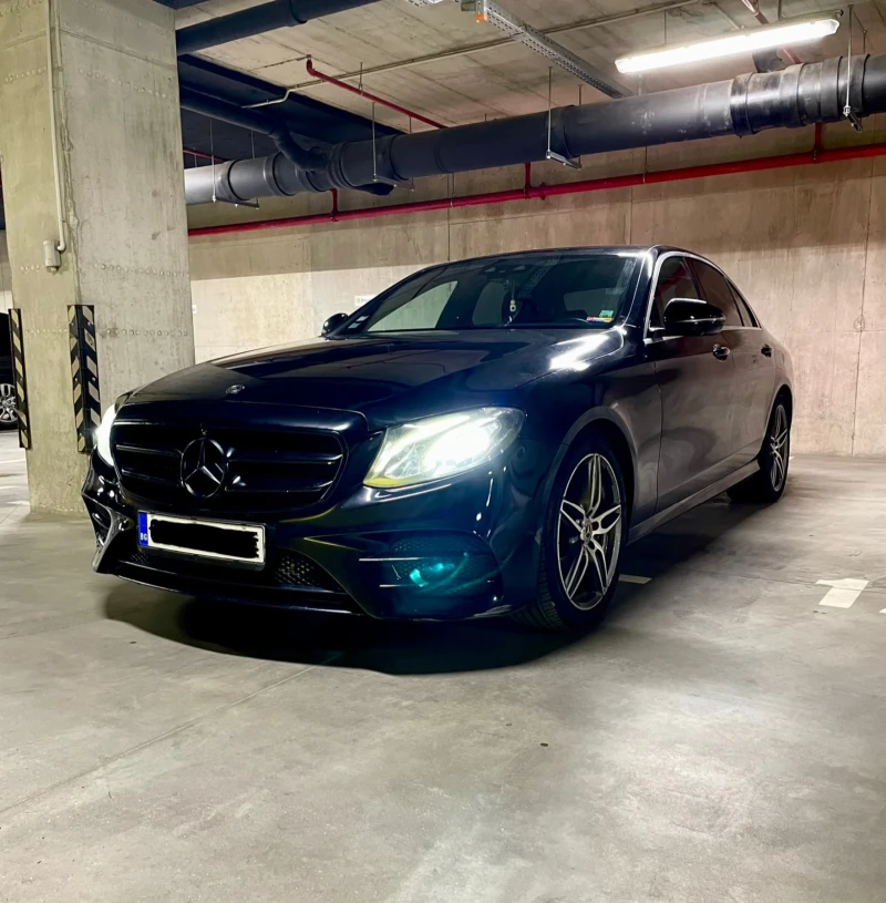 Mercedes-Benz E 220, снимка 8 - Автомобили и джипове - 52641900