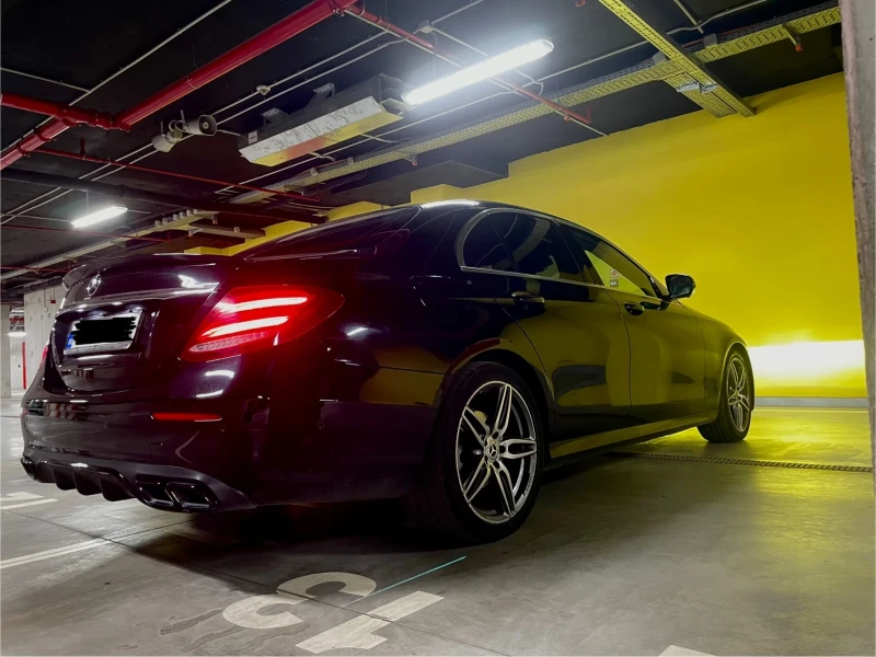 Mercedes-Benz E 220, снимка 11 - Автомобили и джипове - 52641900
