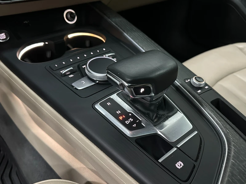 Audi A4 2.0T* S-Line* КАМЕРА* ПОДГРЕВ, снимка 12 - Автомобили и джипове - 53035940