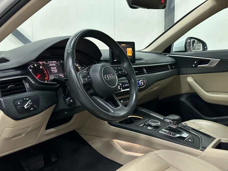 Audi A4 2.0T* S-Line* КАМЕРА* ПОДГРЕВ, снимка 9 - Автомобили и джипове - 53035940