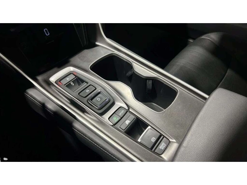 Honda Accord Hybrid Touring * CARFAX * АвтоКредит* (ЦЕНА ДО БГ), снимка 14 - Автомобили и джипове - 53600051