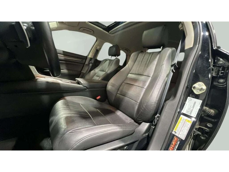 Honda Accord Hybrid Touring * CARFAX * АвтоКредит* (ЦЕНА ДО БГ), снимка 8 - Автомобили и джипове - 53600051