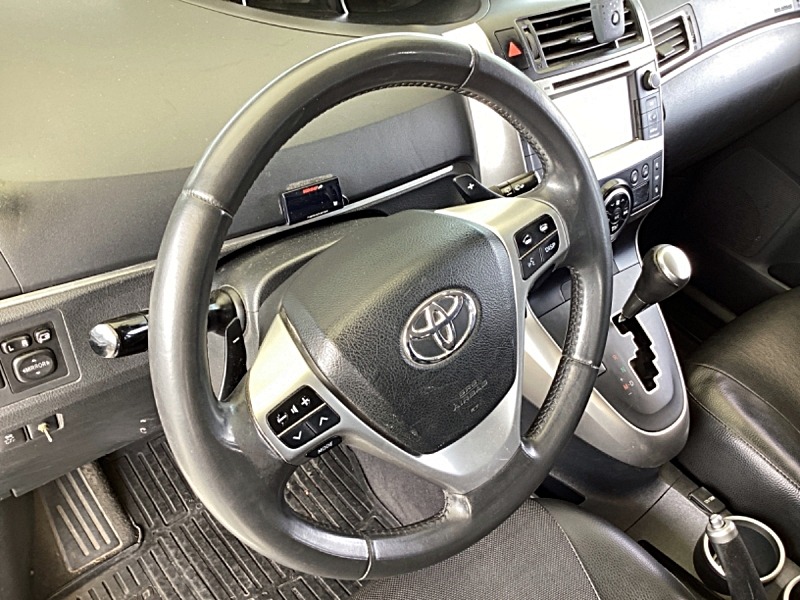 Toyota Verso GAS AUTOMATIC, снимка 6 - Автомобили и джипове - 46356534