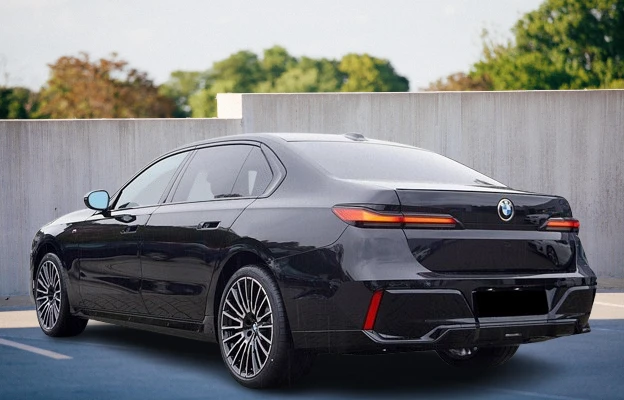 BMW 740 d xDrive = M-Sport Pro= Гаранция - изображение 3
