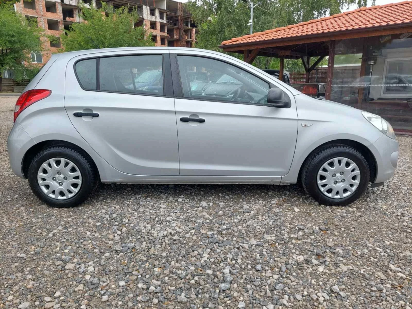 Hyundai I20 1.3i KLIMA  - изображение 6