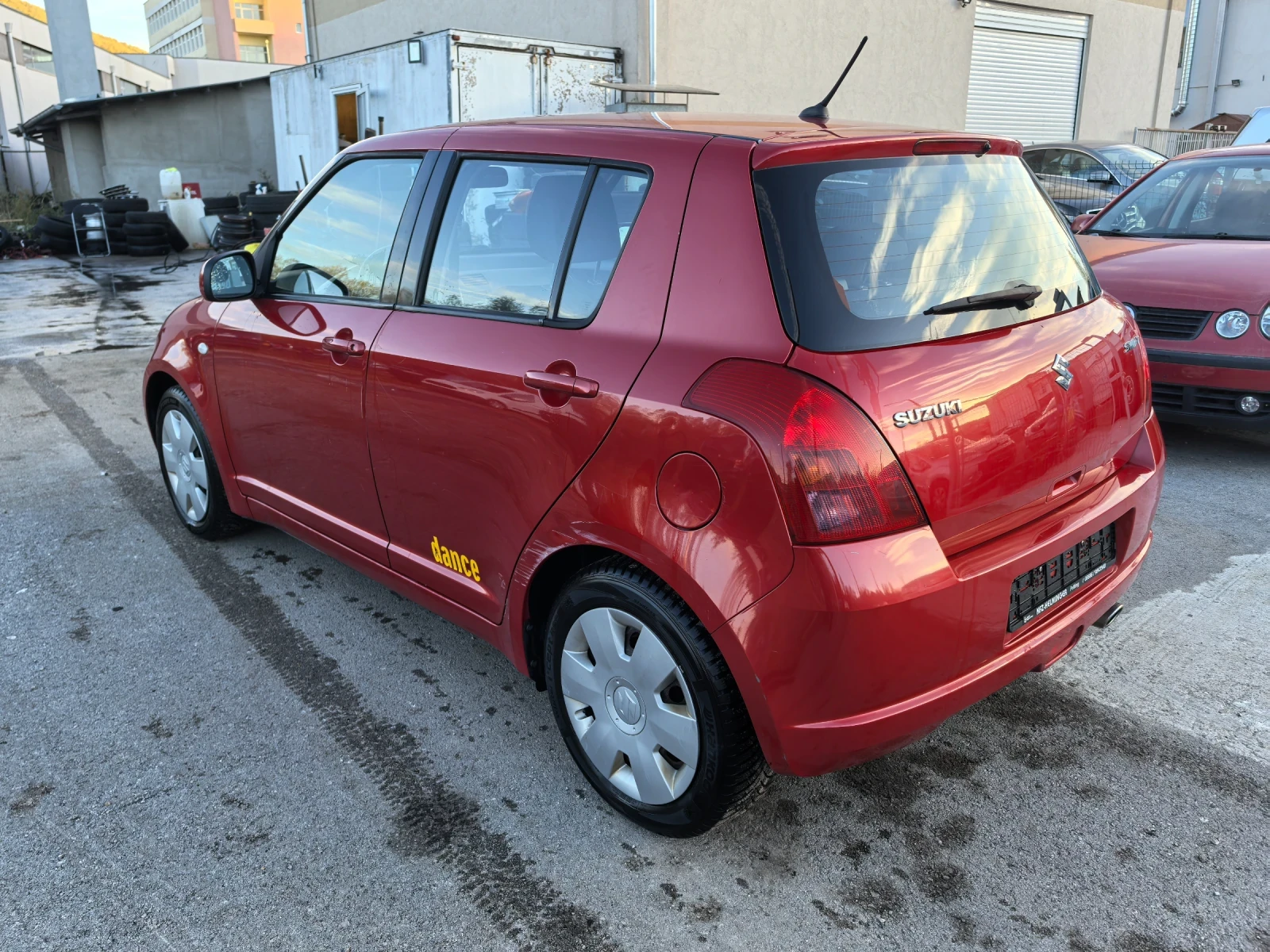 Suzuki Swift 1.3i КЛИМАТИК - изображение 5