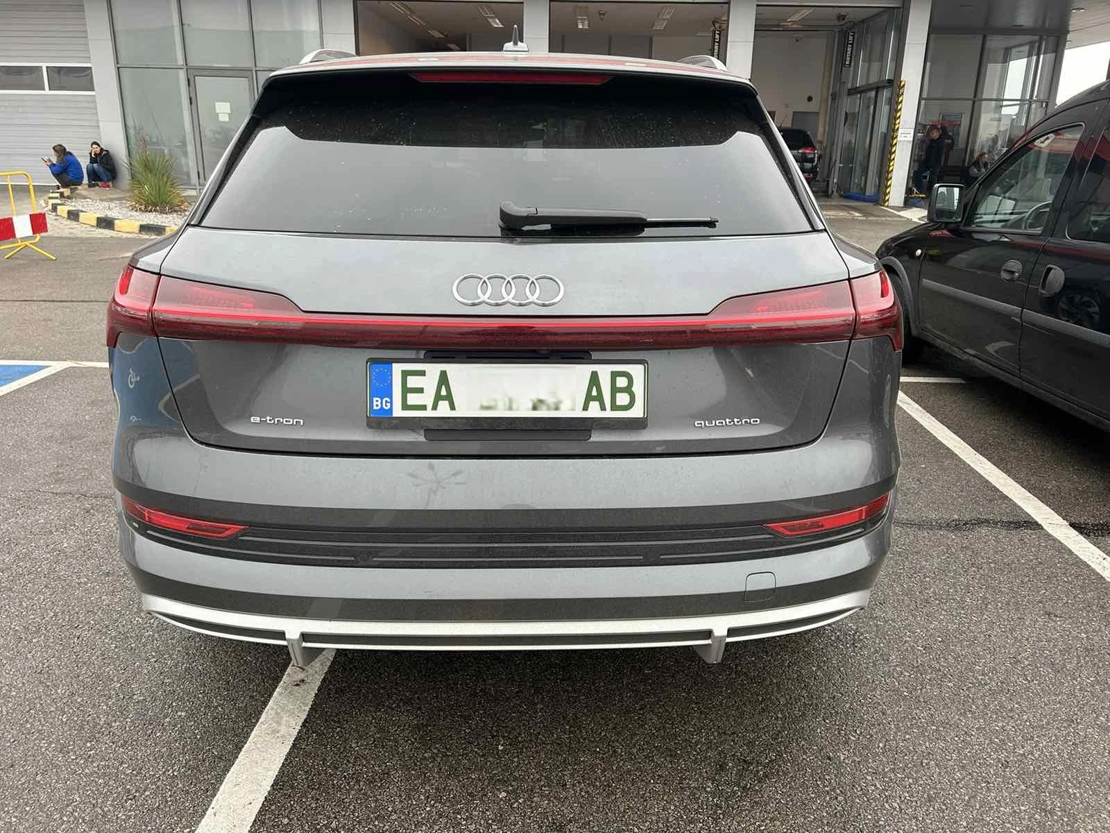 Audi E-Tron 55* Quattro* Sline* LongRange - изображение 9