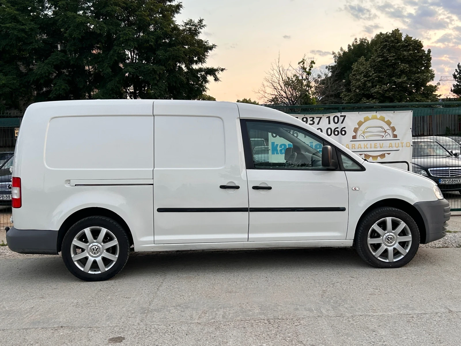 VW Caddy Maxi - изображение 7