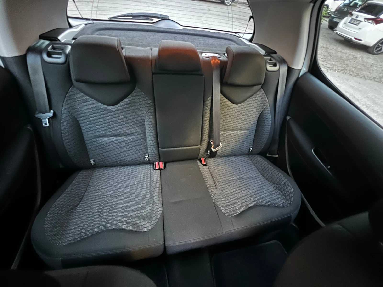Peugeot 308  - изображение 8