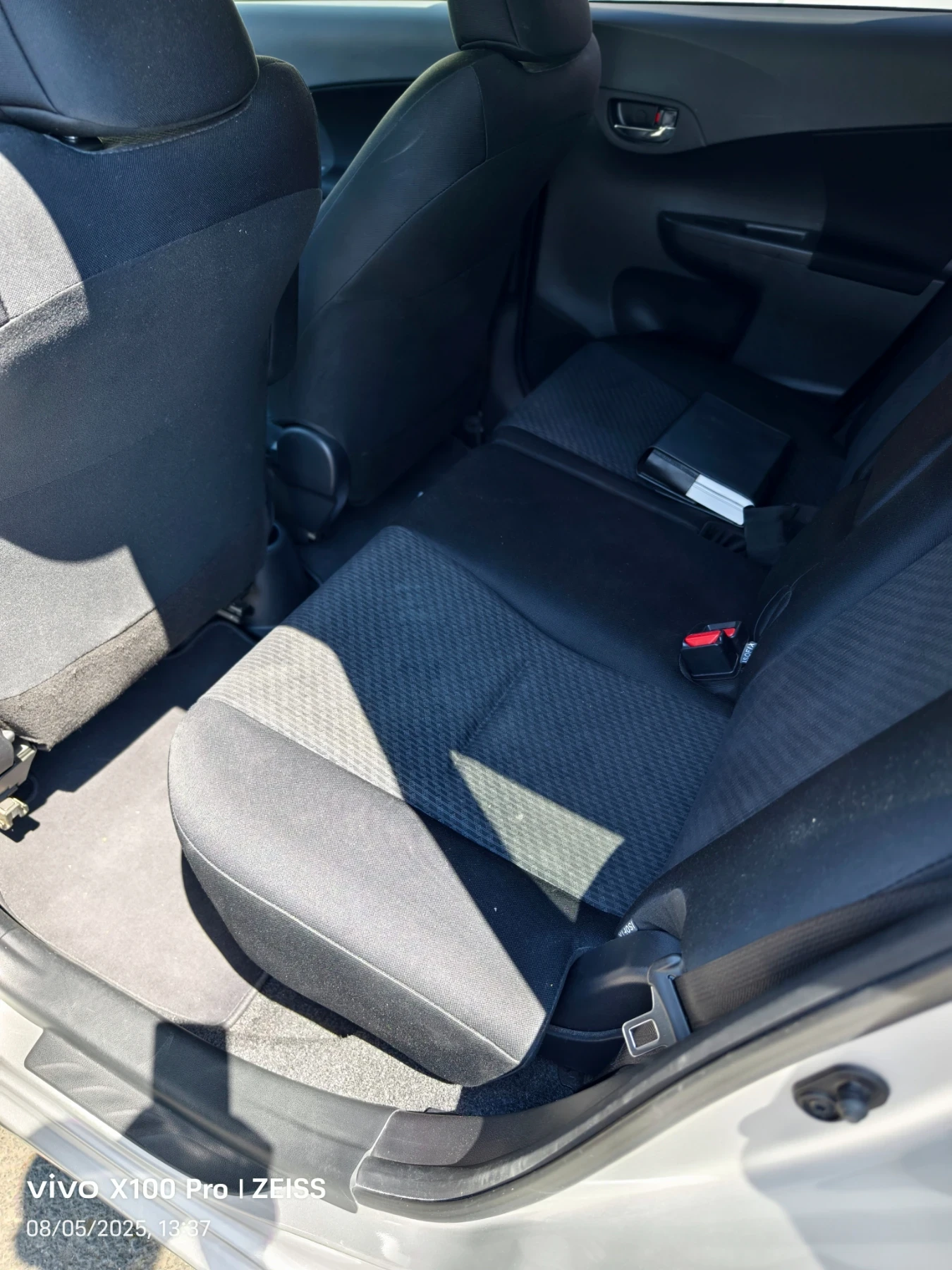 Toyota Verso S 1.33 VTI Swiss Aut  - изображение 8