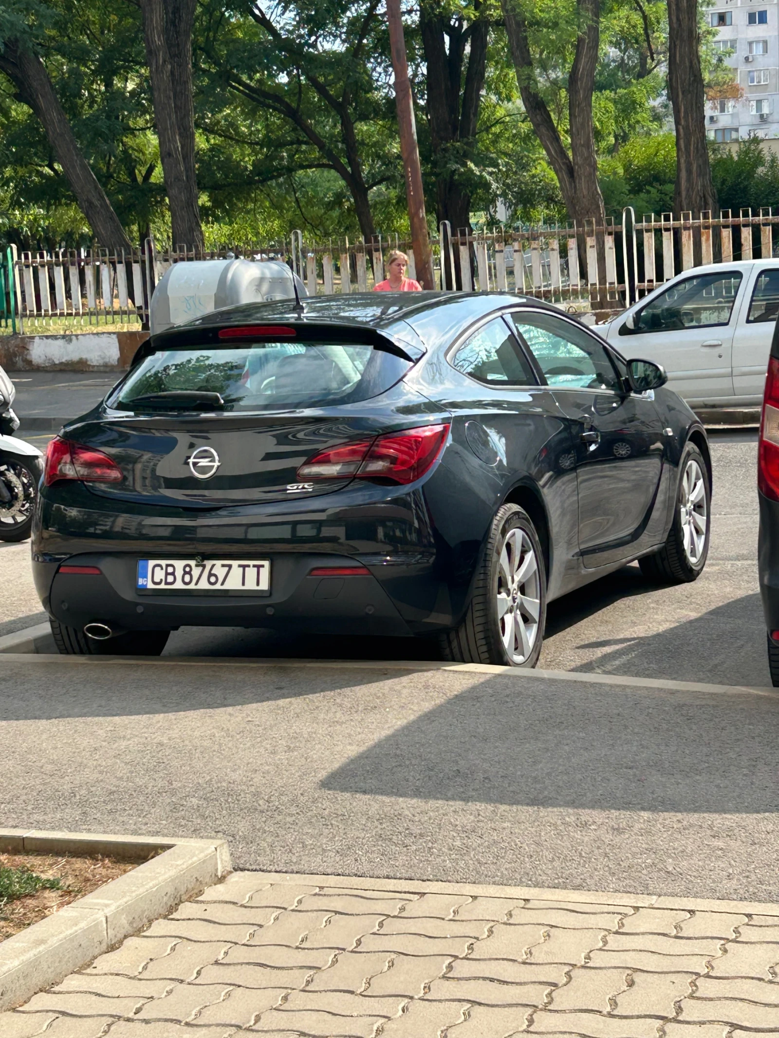 Opel Astra Gtc - изображение 5