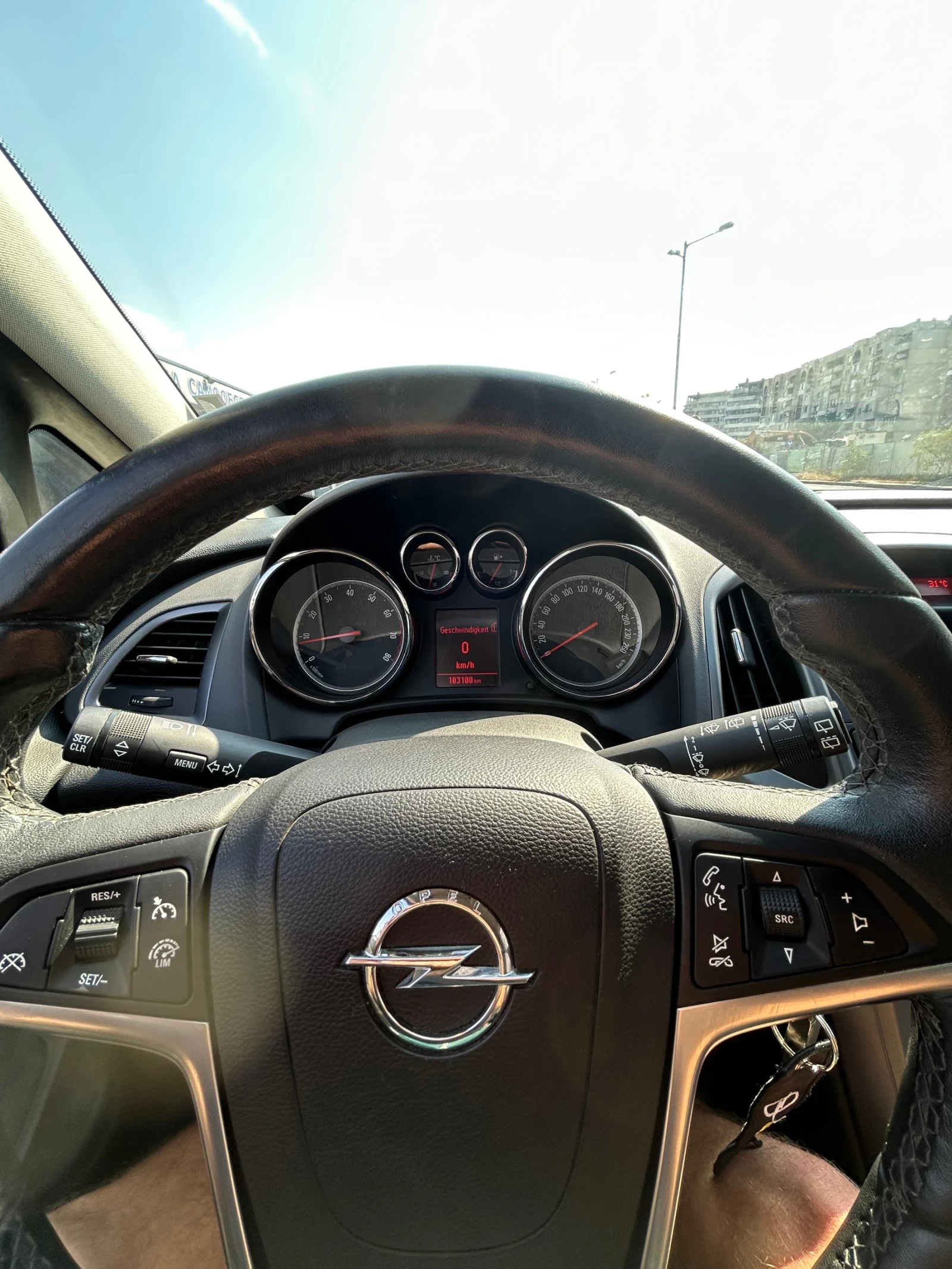 Opel Astra Gtc - изображение 6