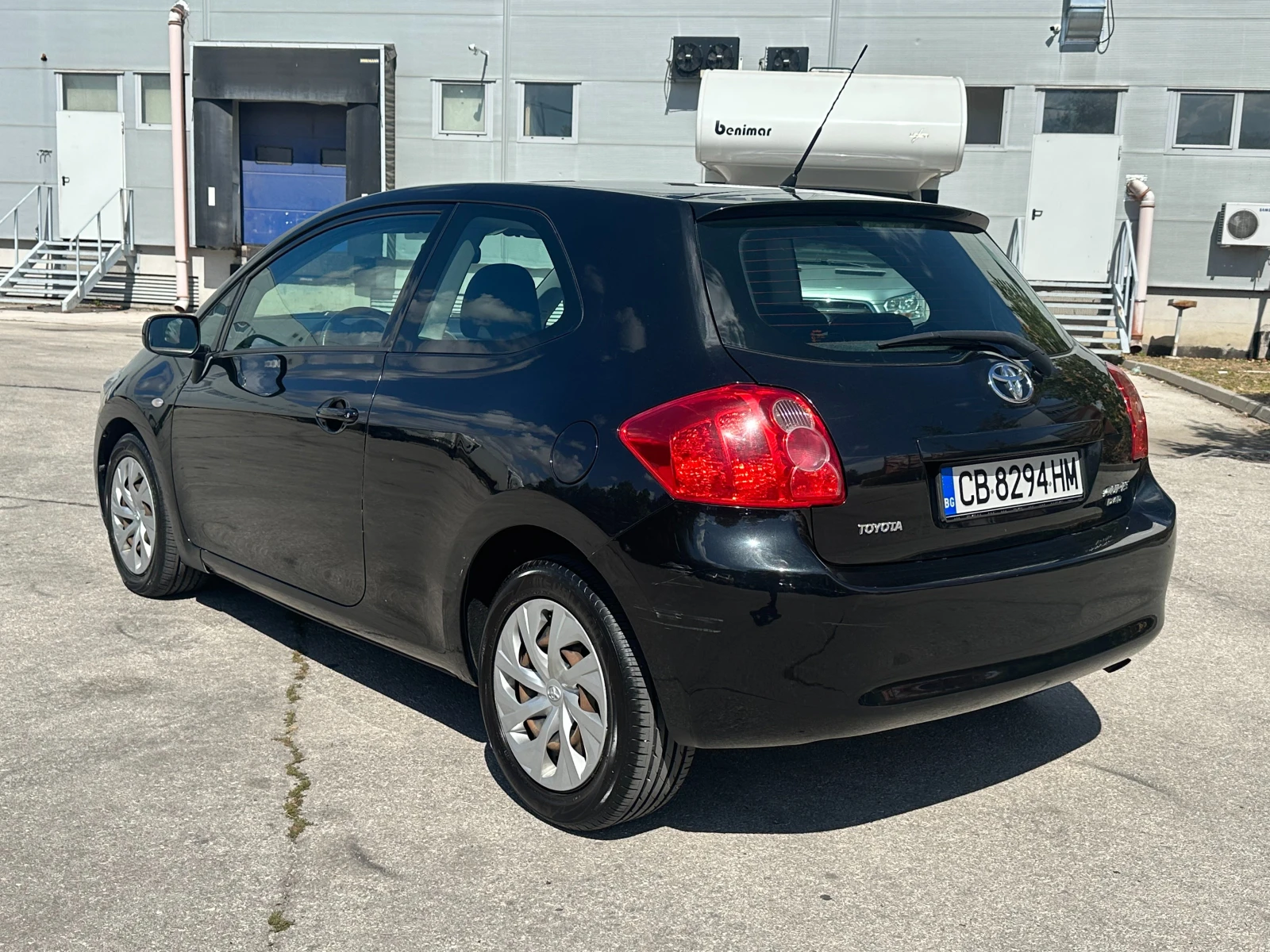 Toyota Auris 2.0d 126 к.с. - изображение 3