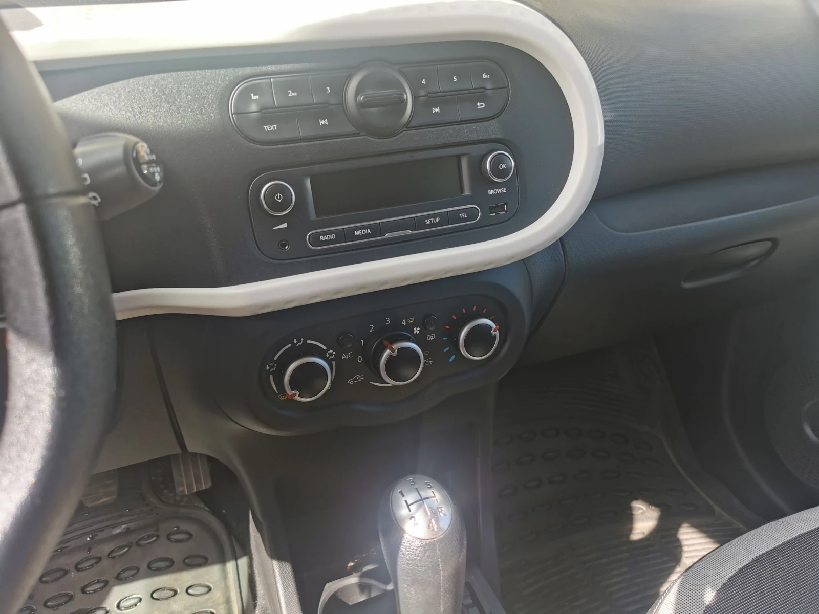 Renault Twingo  - изображение 7