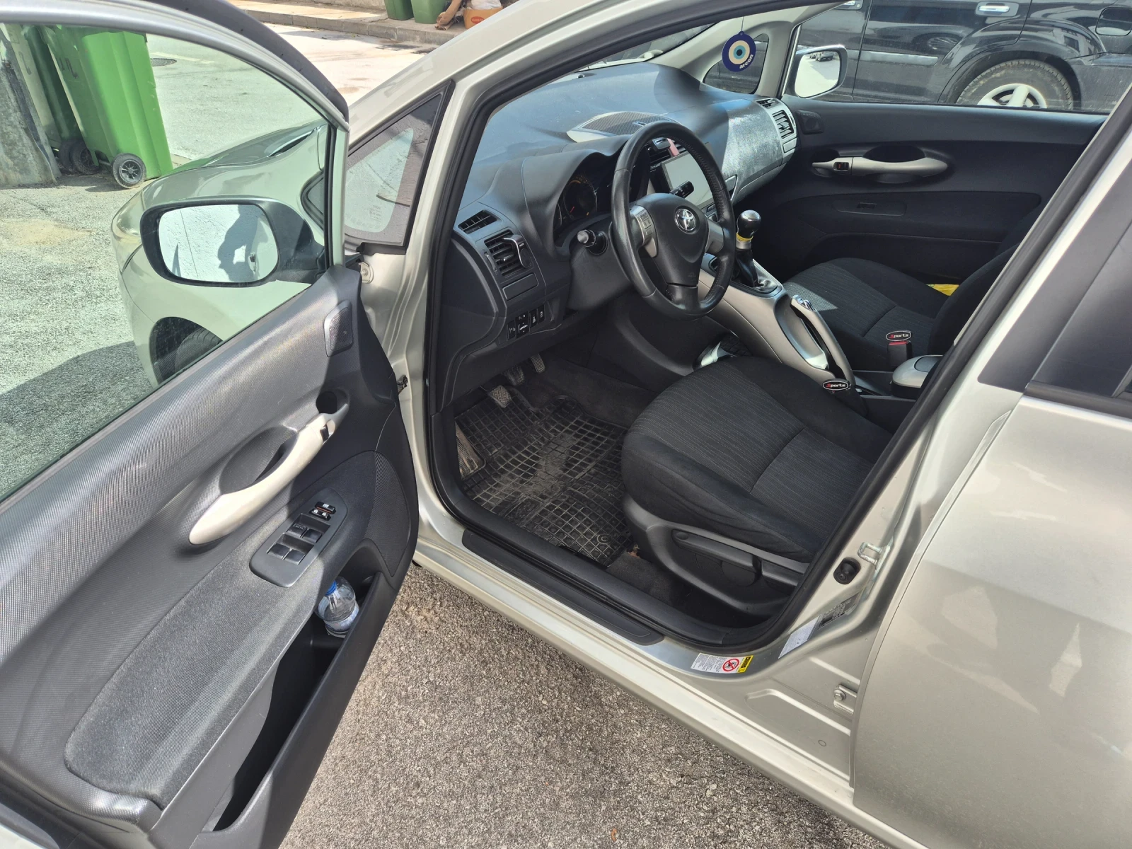 Toyota Auris  - изображение 6
