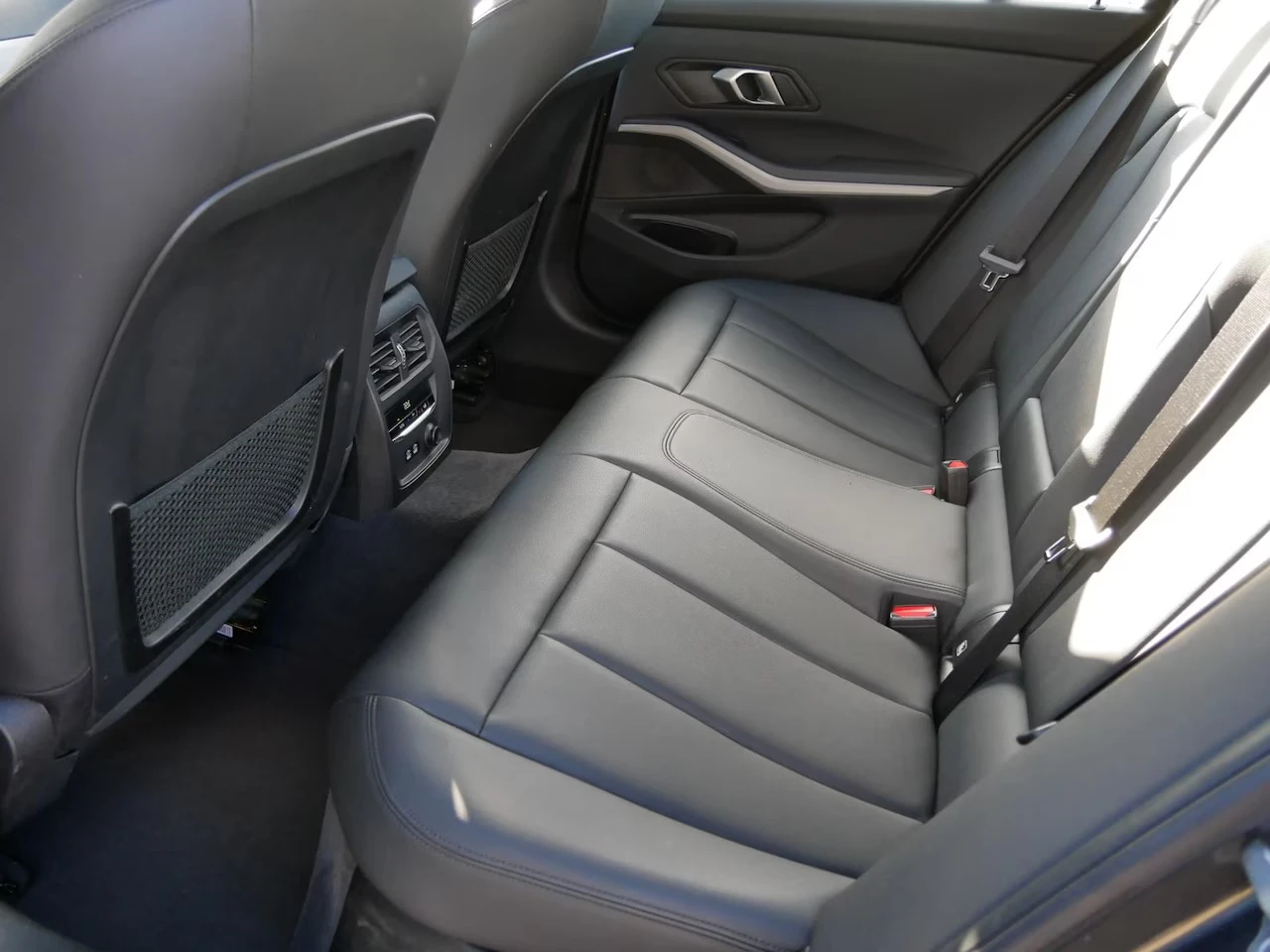 BMW 318 Executive  |  |  |  | Mobile.bg   14